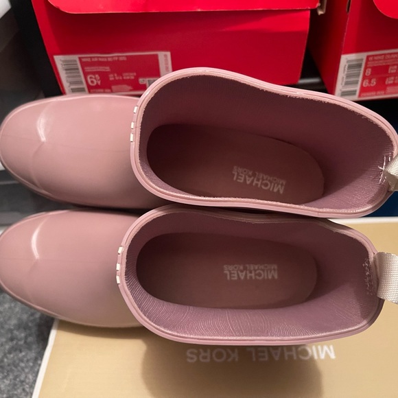 MK Rain Boots - Picture 2 of 5